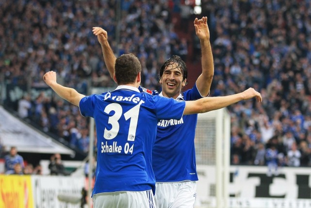 更是对她内 更是对她内