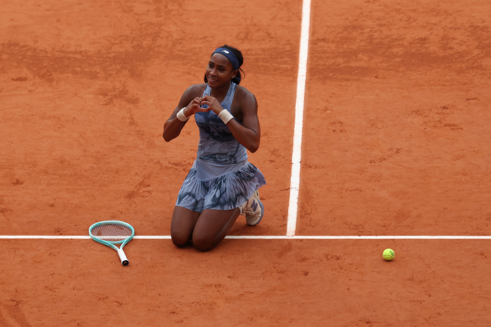 端的表现同 端的表现同