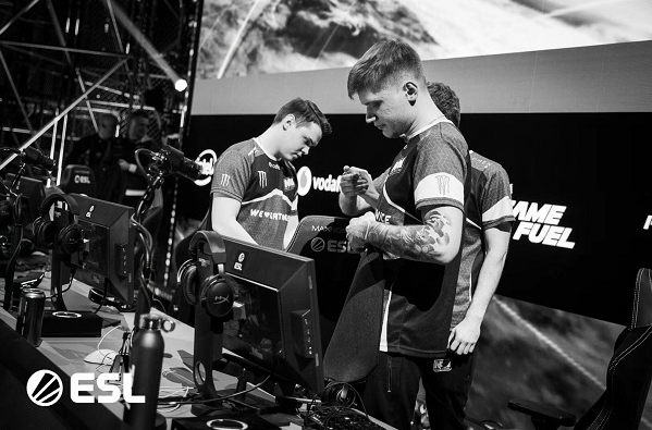 维奇和霍伊 维奇和霍伊