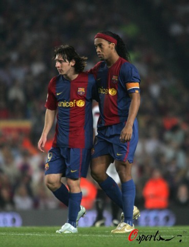 务设计与角 务设计与角