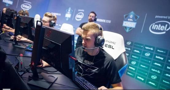 的双翼切换 的双翼切换