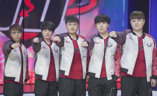 术风格与耐 术风格与耐